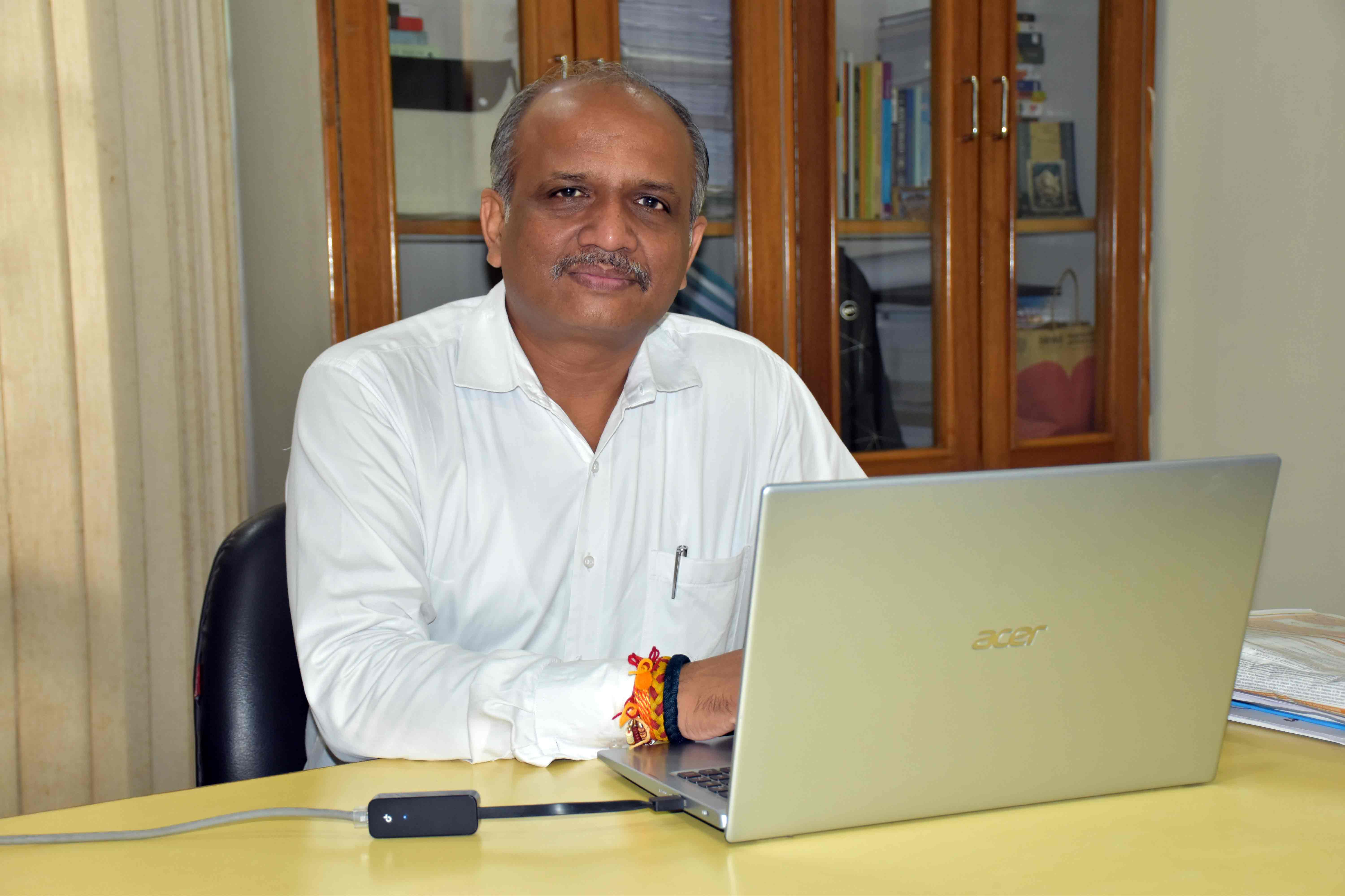 Prof Pankaj Chauhan